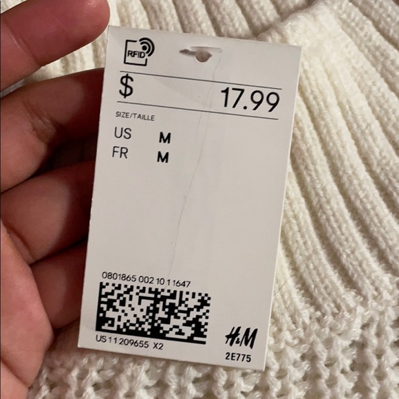 Sweater - Picture 2 of 3